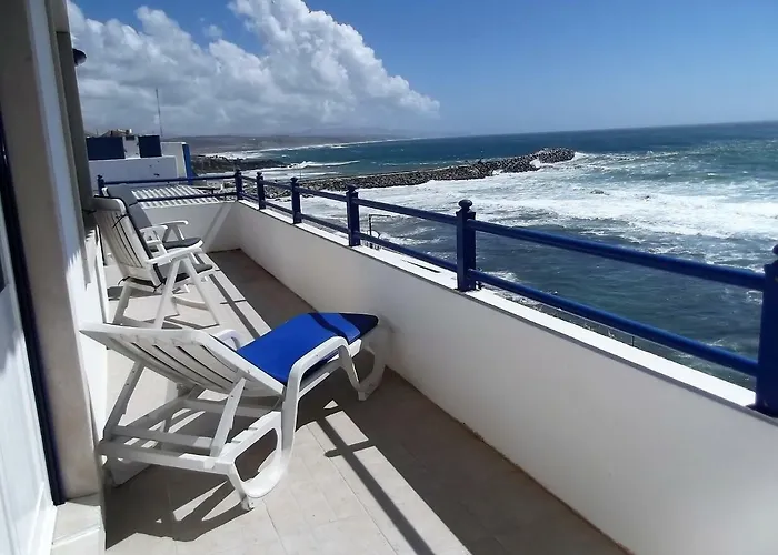 Cliff House Next To Beach