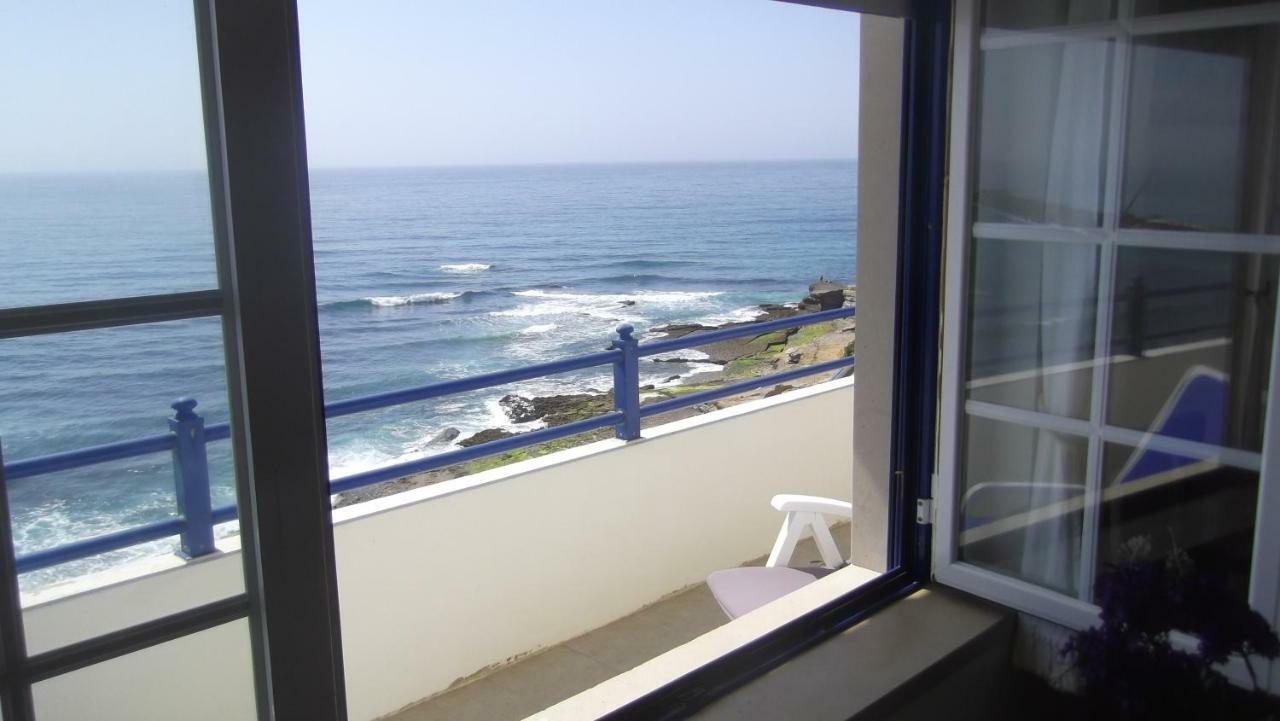 Apartment Cliff House Next To *