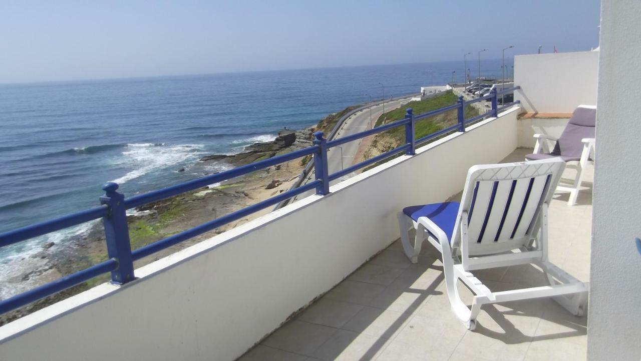 Cliff House Next To Ericeira