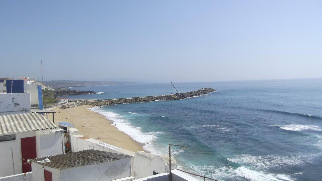 Cliff House Next To Ericeira